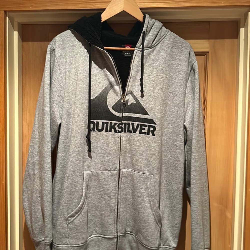 Quicksilver Men’s Large Gray Fleece-Lined Zip-Up Hoodie